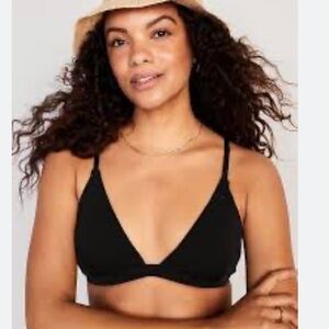NWT Old Navy Black Triangle Bikini Swimsuit‎ Top Women’s Medium NEW with tag